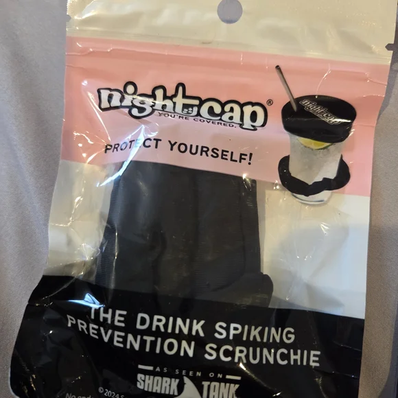 Nightcap Scrunchie with Drink Cover - Pink - Picture 2 of 5